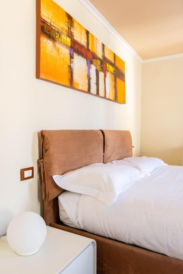 Modern, Bright Near Boboli Gardens & Santo Spirito - Homeunity Florence Exterior photo